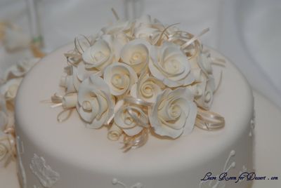 Wedding Cake Roses