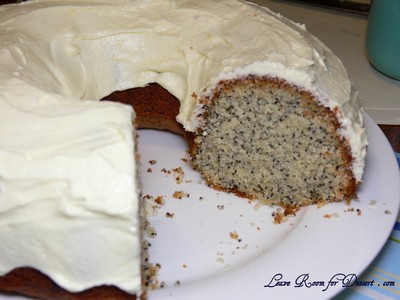 poppyseedcake_cut Enjoy!