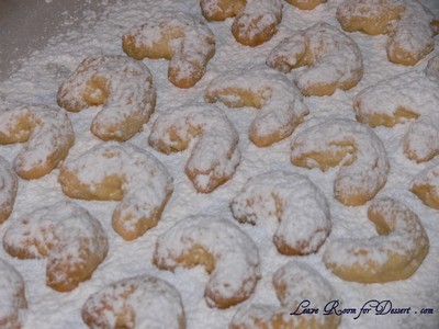almondbb_icing2 almondbb_icing2