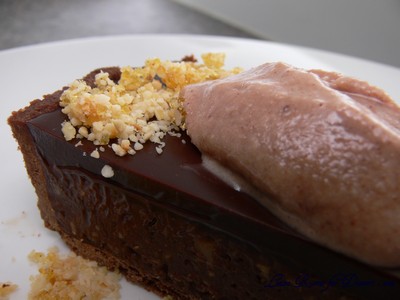 triplechocolatepralinetart11
