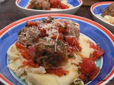 TomatoMeatballsHomemadePasta02