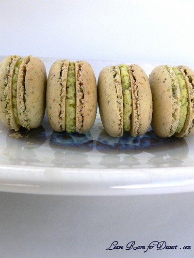 PistachioMacaron04 PistachioMacaron04