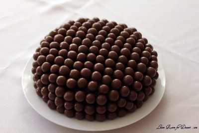 Malteser Cake