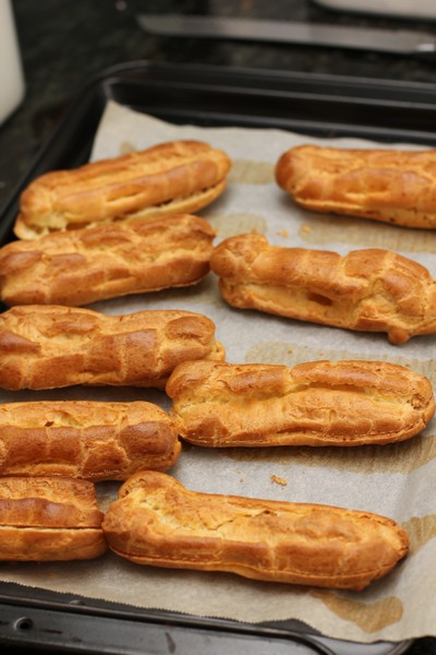 CreamCheeseCaramelEclairs04