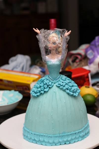 Elsa Cake