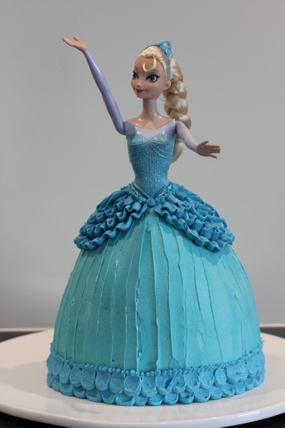 Elsa Cake