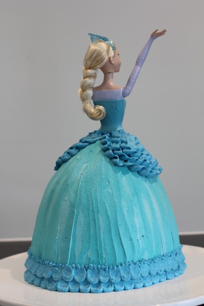 Elsa Cake
