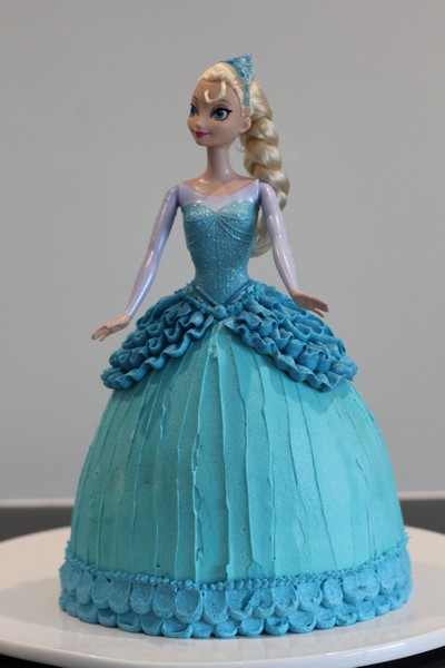 Elsa Cake